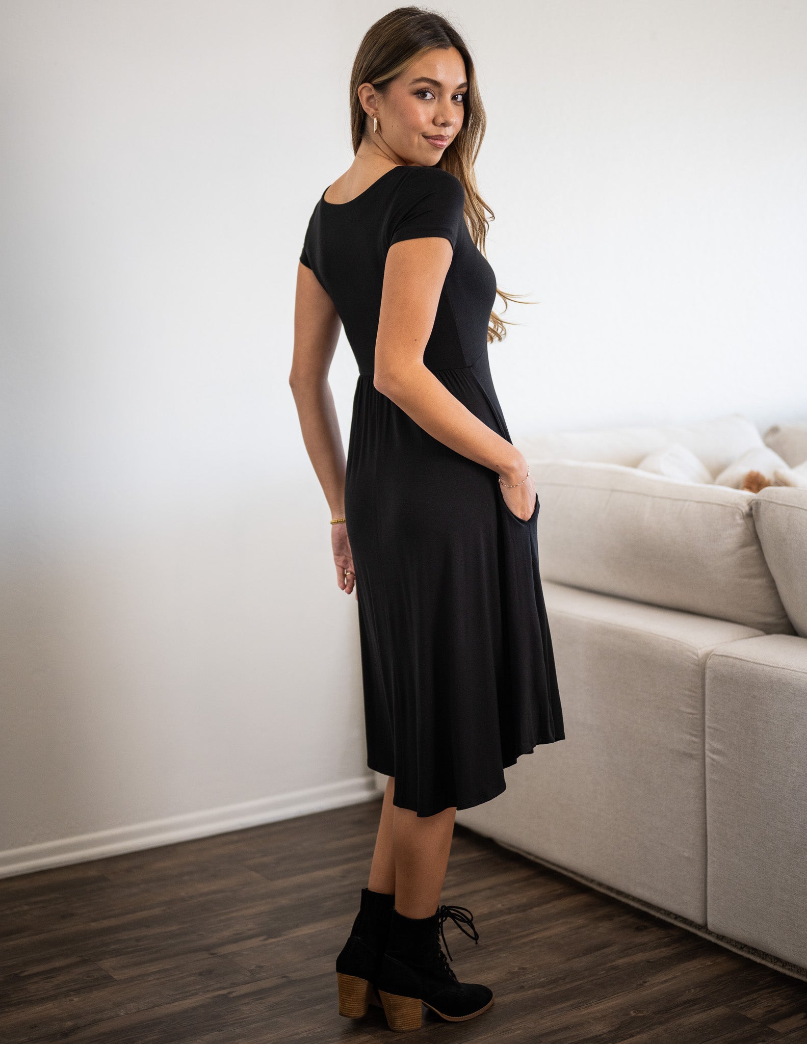 Sarah Pocket Short Sleeve Dress - Image 4